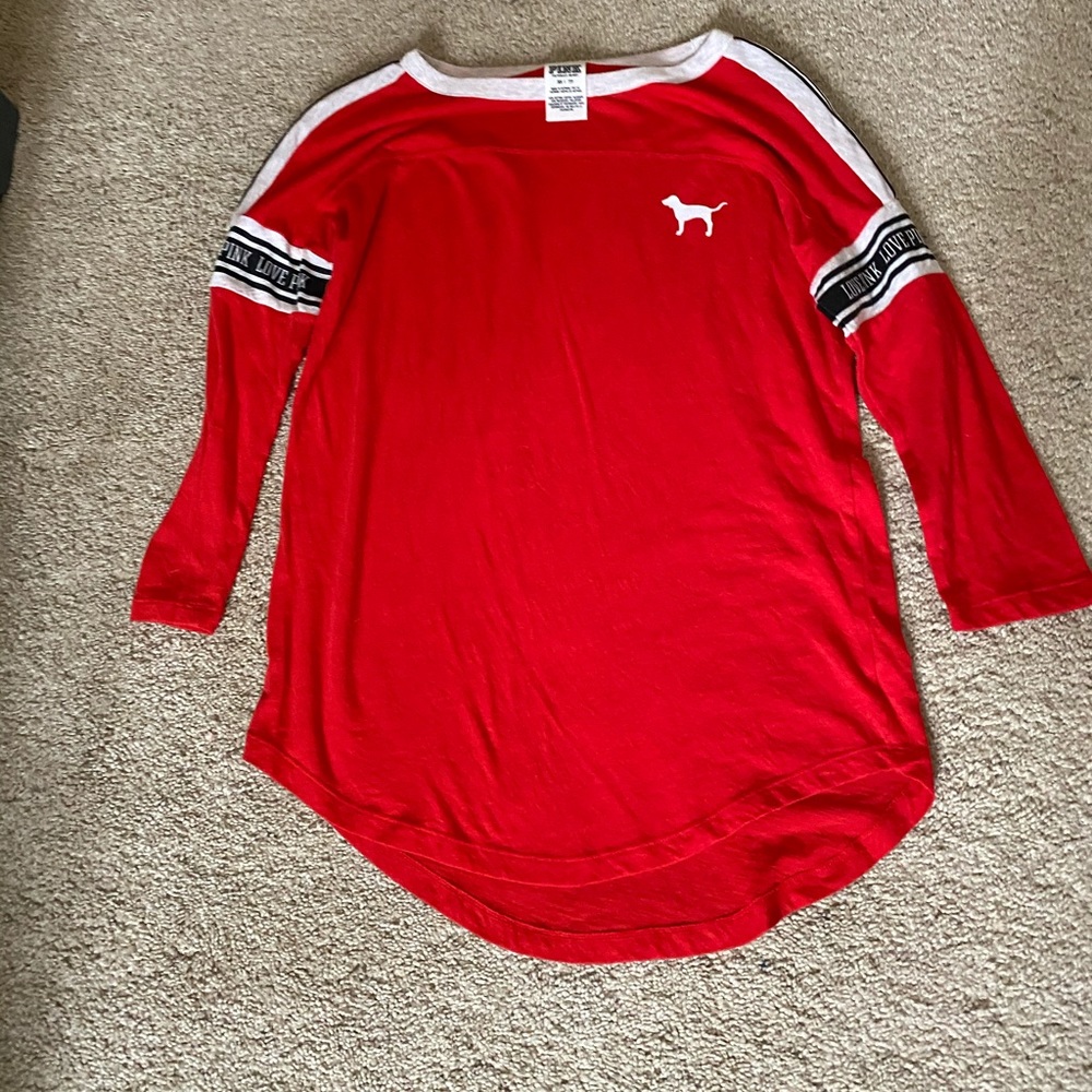 Red 3/4 sleeve pink shirt